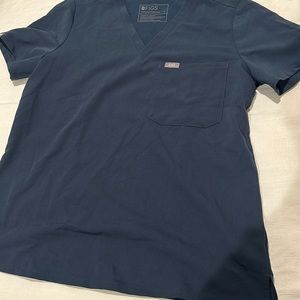 Figs - Catarina One Pocket Scrub Top - Navy